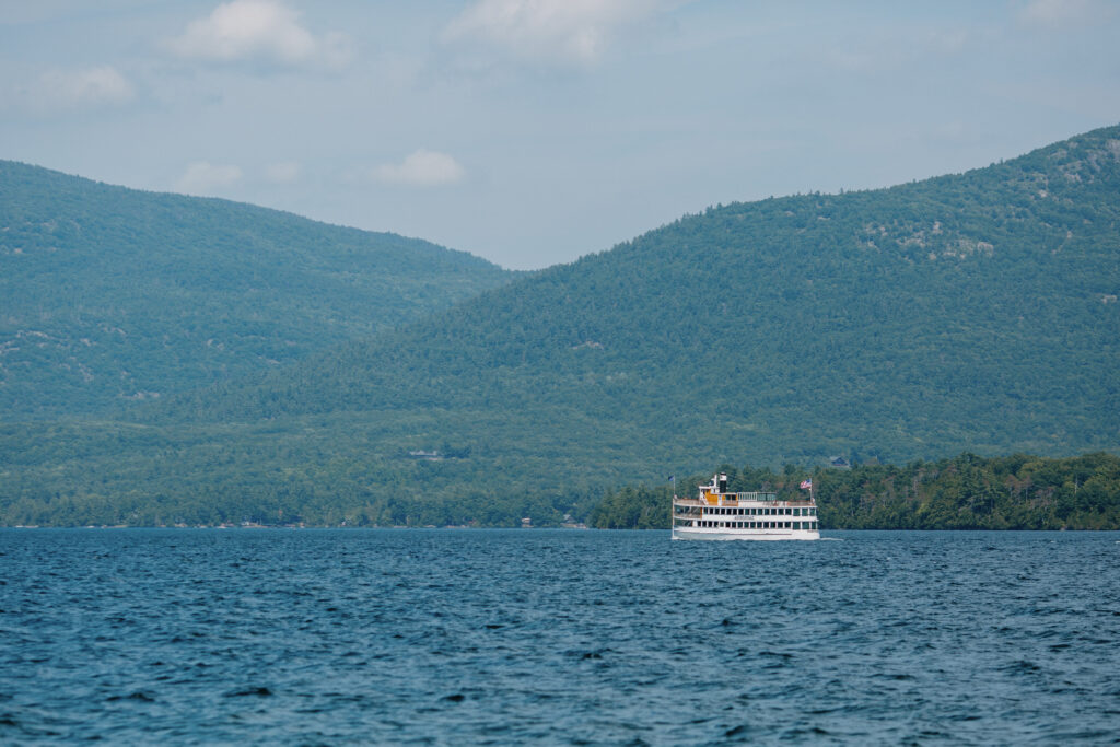 steam boat on Lake George NY