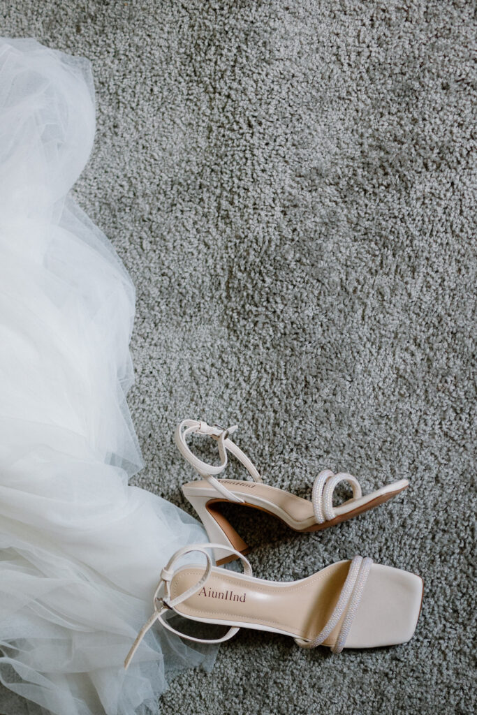 wedding shoes
