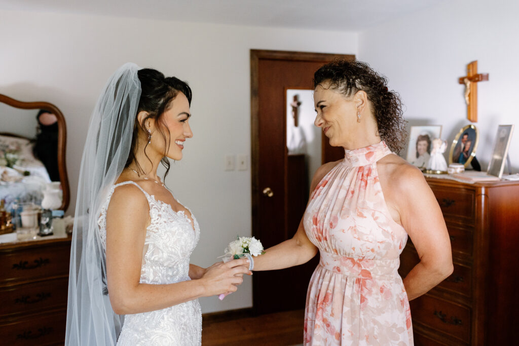 bride with her mom
